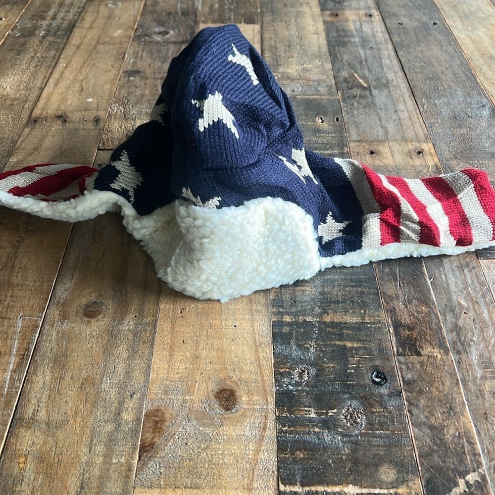 STARS AND STRIPES WINTER HAT - Picture 2 of 3